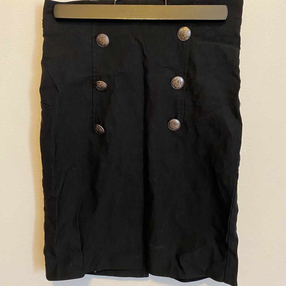 Black pencil skirt